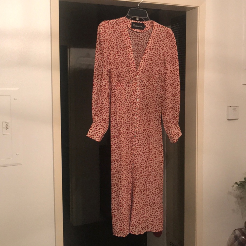 Size M - Réalisation Par - The Vivienne Dress